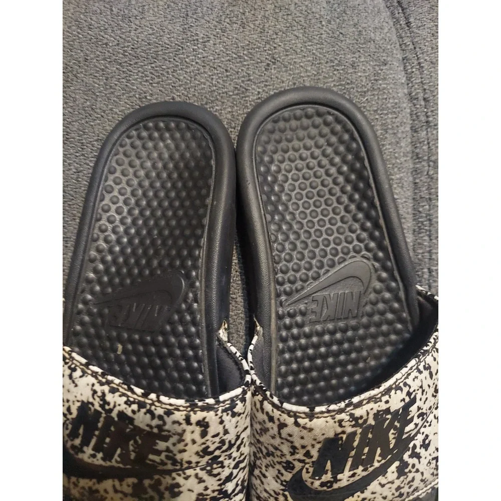 Nike Benassi JDI Slides Sandals Black White Men Sz 7 Slip-On Sports Summer